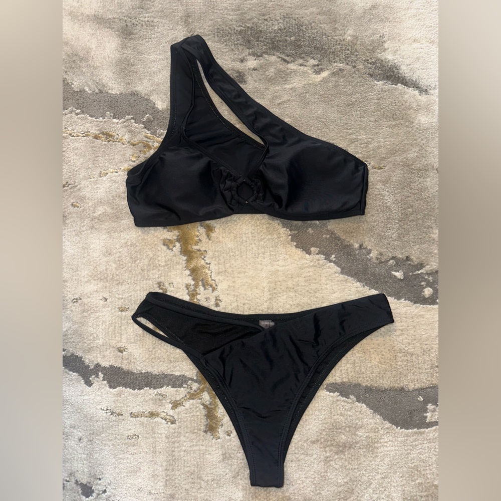 One Shoulder Black Bikini